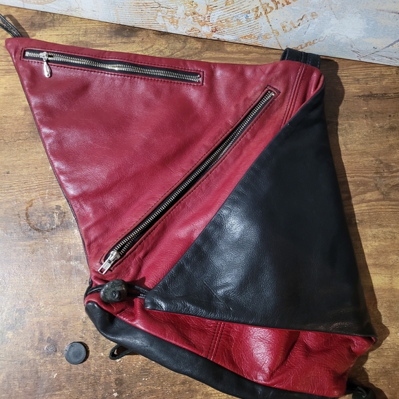 Buttery Soft Colorful Leather Convertible Crossbody, Shoulder, Backpack. - Picture 8 of 16